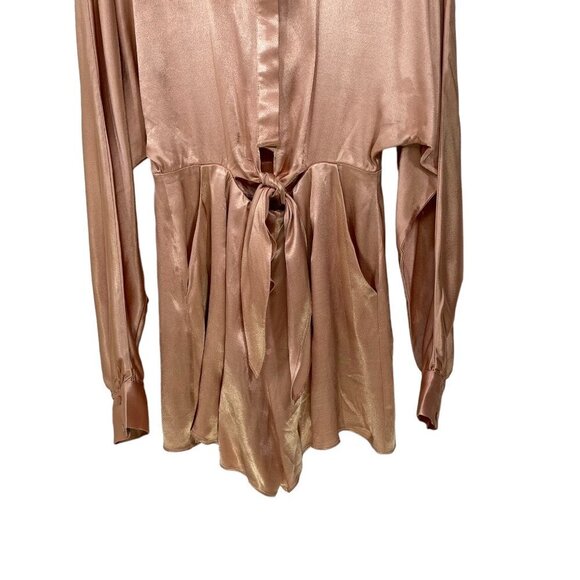 Elliatt Revolve Emely Playsuit Size S Long Sleeve Satin Pockets Romper - Picture 6 of 11